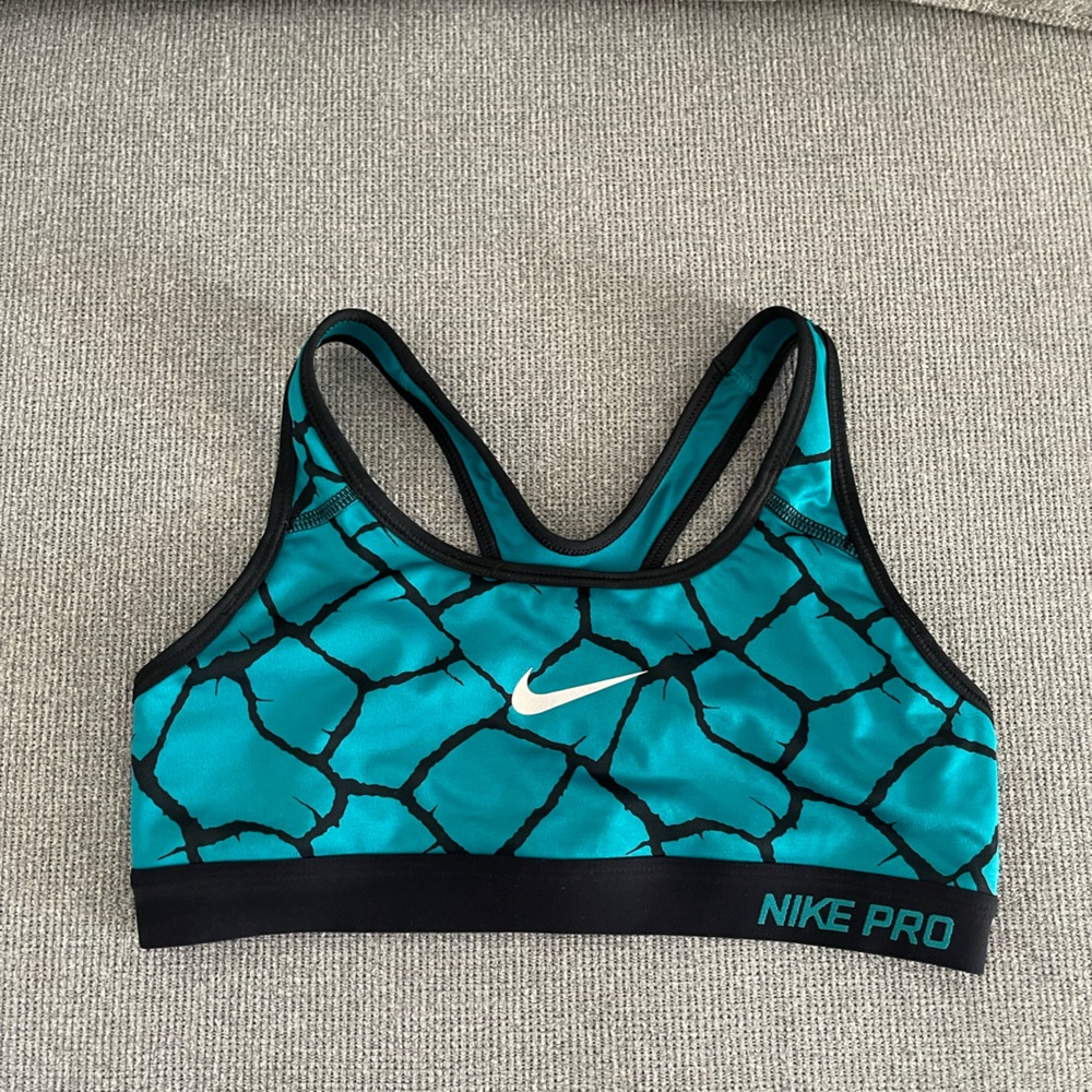 Nike sports bra